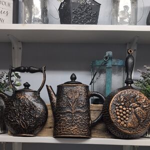 Vintage Mid Century Modern Homco Black and Gold Wall Decor Set Of 3